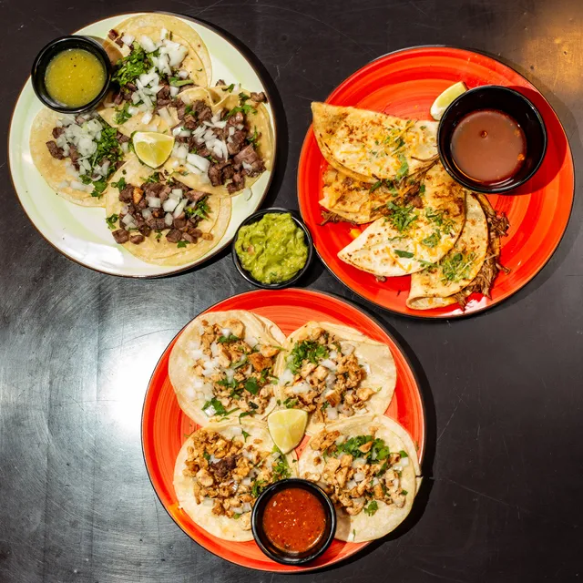 AllBerto's Mexican Kitchen