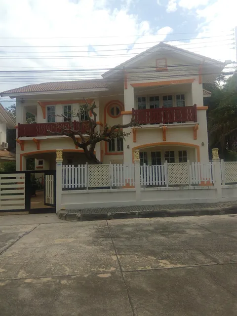 Royal Beach Pool Villa