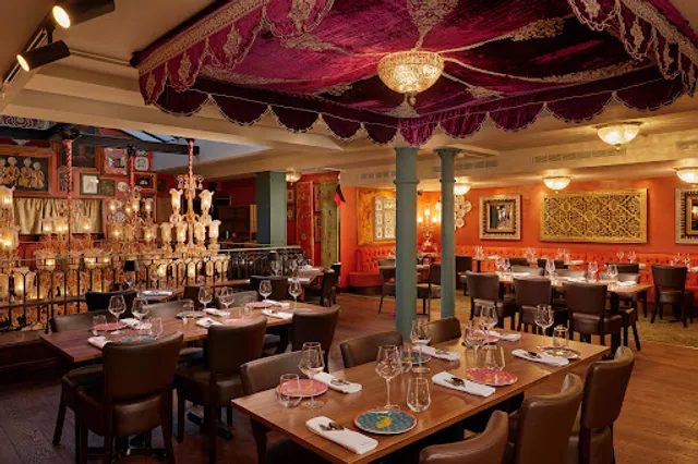 Colonel Saab Trafalgar Square