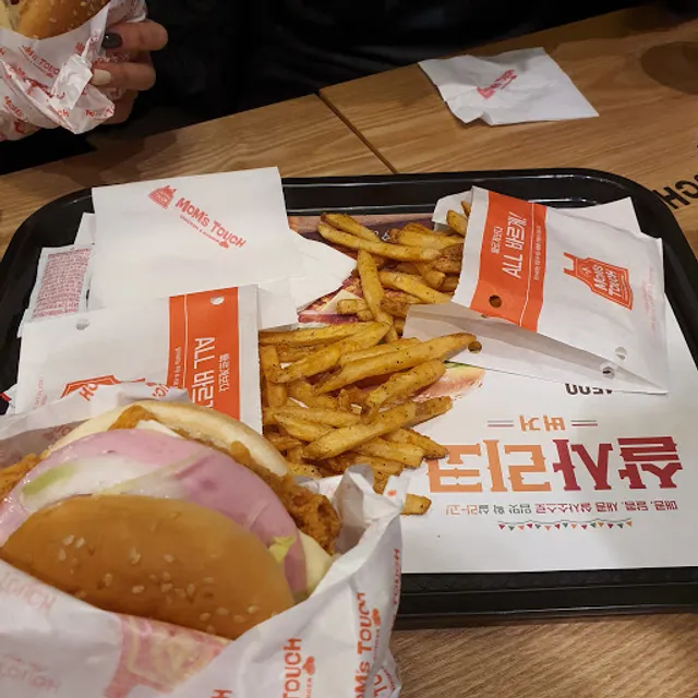 맘스터치 이천하이닉스점