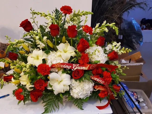 Illusions Floral and Gifts, LLC