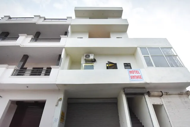 SPOT ON Hotel Vintage ( Balaji Tower)