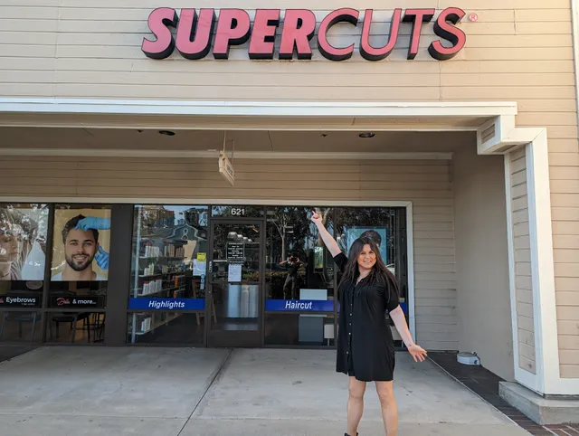 SUPERCUTS
