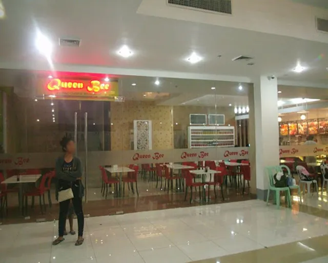 Queen Bee Cafe