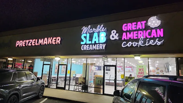 Marble Slab Creamery Great American Cookies & Pretzel maker