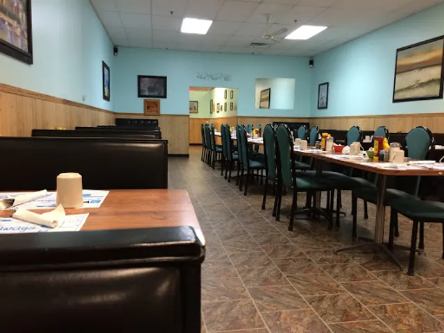 Castaways Family Diner