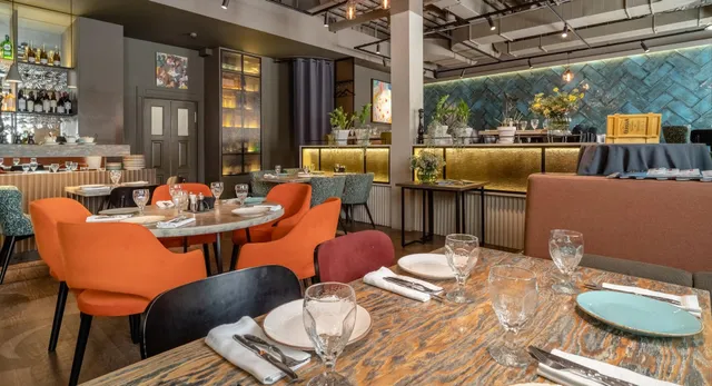 Тенили | Ресторан Маяковская | Кафе, банкетный зал, доставка еды