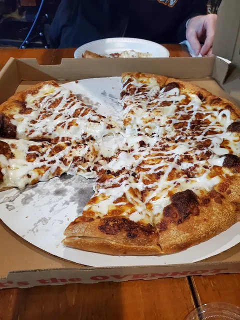 Rainbow Hills Winery, Brewery & Pizzeria