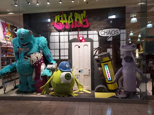 CHAOS COMICS @ Lansing Mall and CHAOS EVENTS