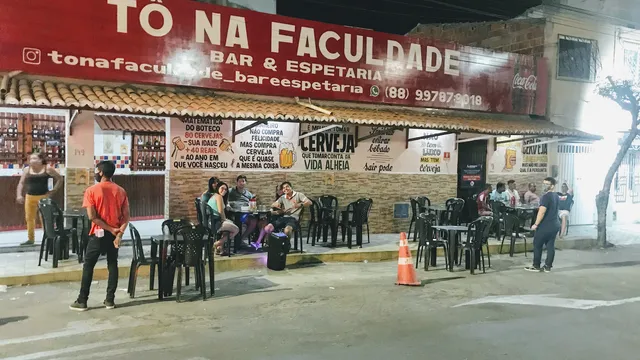 Tô na Faculdade