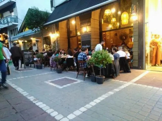 Grandpa's mainstream kitchen