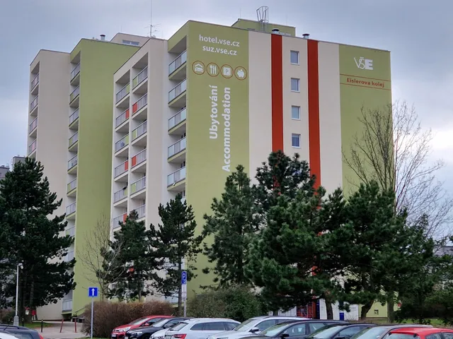 Eislerova kolej - VŠE Home