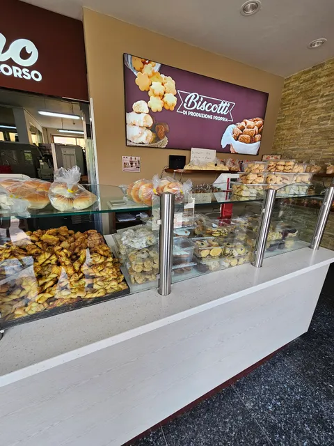 "Antico Forno Del Corso" di Agata Evola