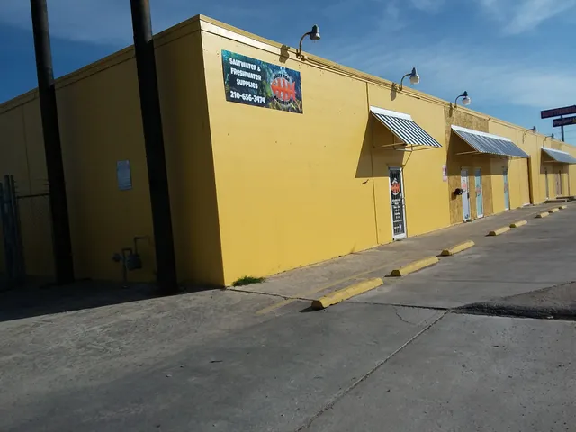 Salty Fish Aquariums