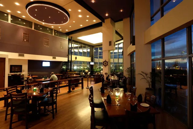 Flag & Whistle Restaurant Pub