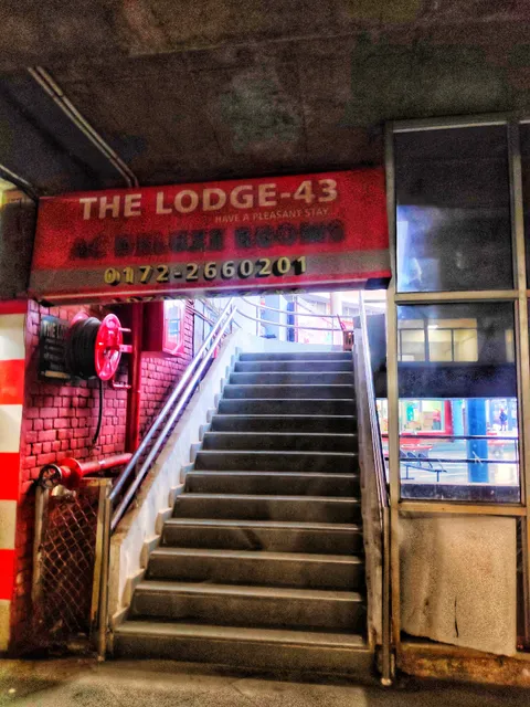 The Lodge 43