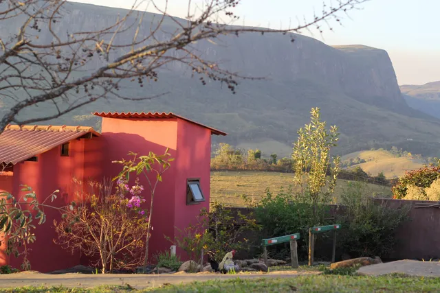A Canastra Casa e Chalés