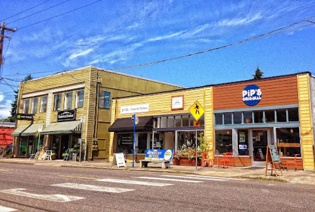 Pip's Original Doughnuts & Chai