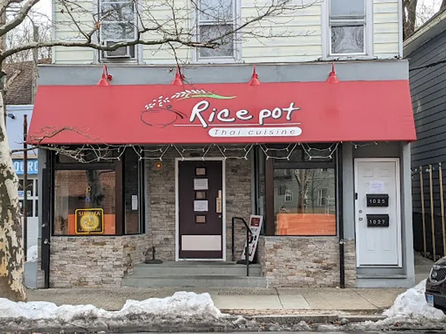 Rice Pot Thai Restaurant