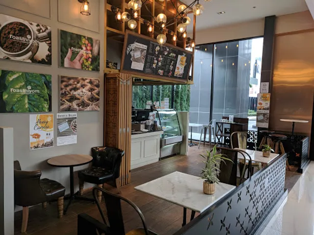 Roastniyom Coffee - The Astra Condo
