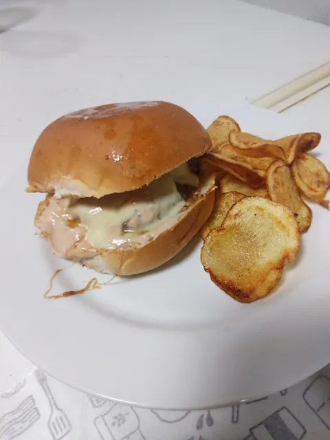 Hamburgão Lancheria & Petiscaria Artesanal