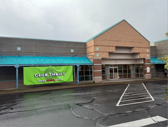 Club Thrift Corvallis - Bin Store - Thrift Store