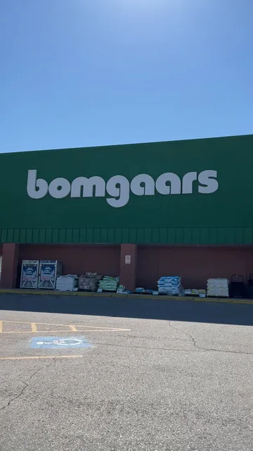 Bomgaars