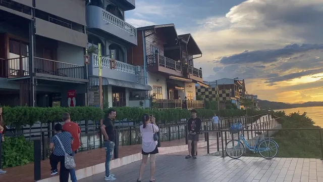 Chic ChiangKhan Hotel