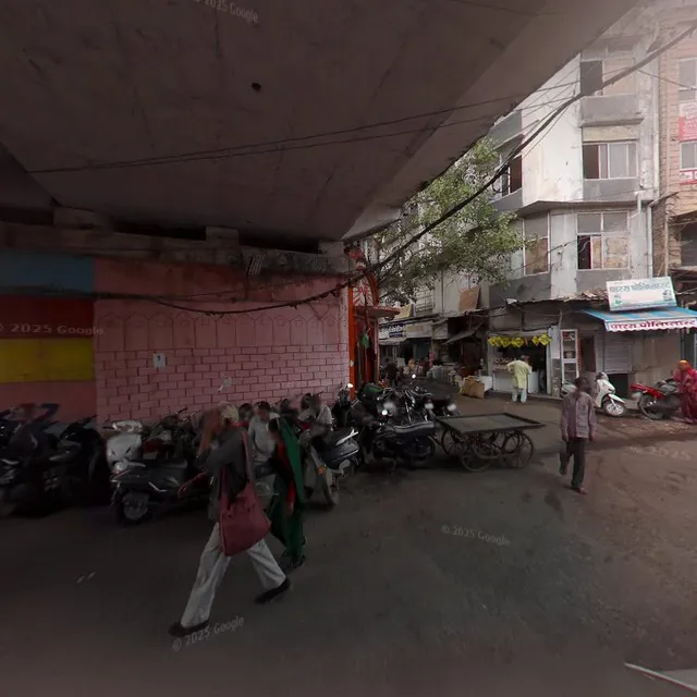 SPOT ON 41475 Hotel Neelkamal