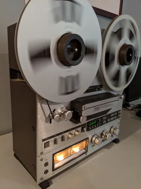 Stage Audio Electronics