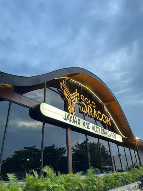 HWG Gold Dragon Bar Manado