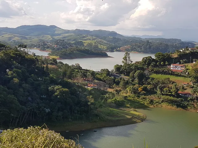 Restaurante Águas de Igaratá, Marina e Hotel