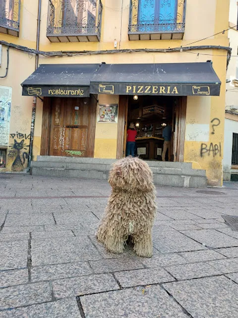 Pizzería La Competencia