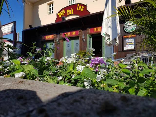 DAYS INN RESTAURANT - Steak house, Sushi bar