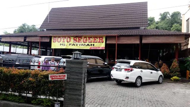Warung Soto Segeer Hj. Fatimah