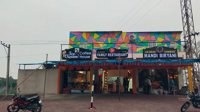 Hotel O Tara Grand luxury Rooms