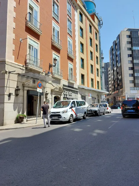 Hostel Arc House Pop Art