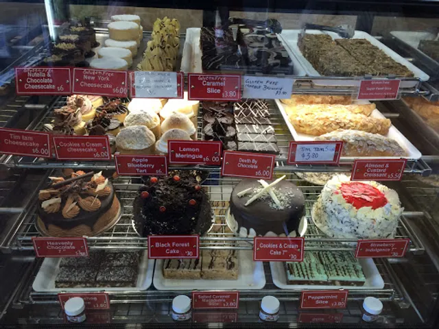 Daniel's Donuts Hogan's Corner