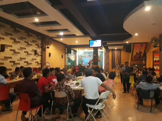 New Seaweed Cafe & Resto