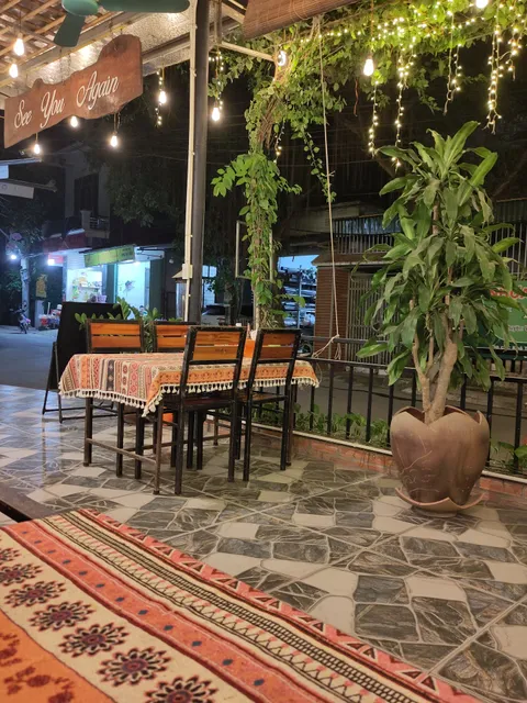 Trang An Skyline PUB & Restaurant