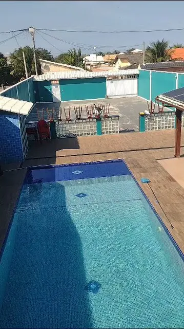 Casa com piscina para festas e temporada
