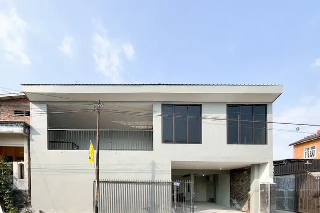 Reddoorz Near Makam Bung Karno Blitar