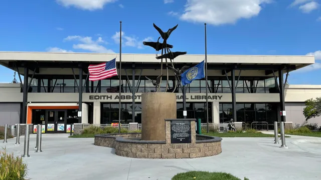 Grand Island Public Library - Nebraska