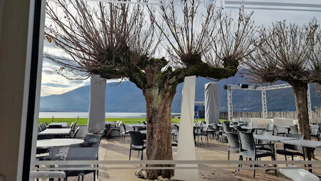 RESTAURANT BAR LOUNGE LA PLAGE D'AIX