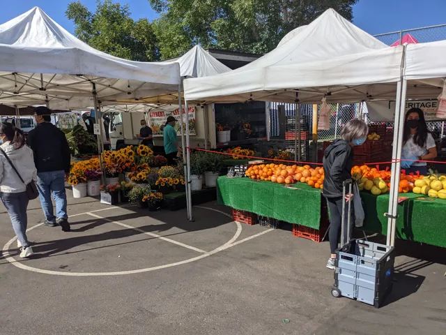La Jolla Open Aire Farmers Market