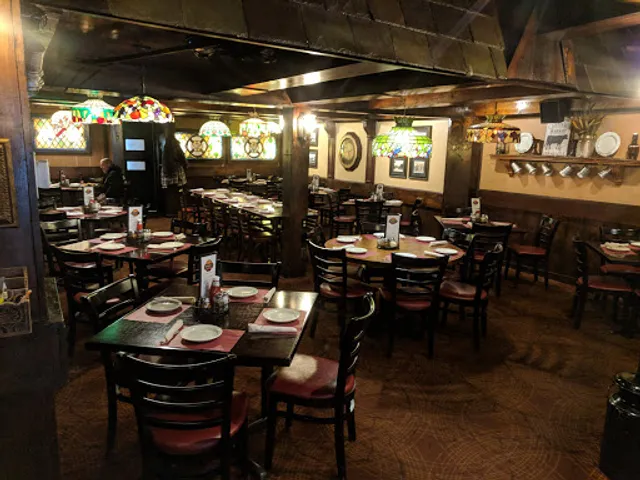 Maggie's Town Tavern