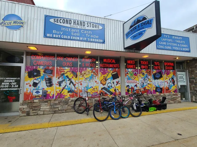 Dicker & Deal Cash Center