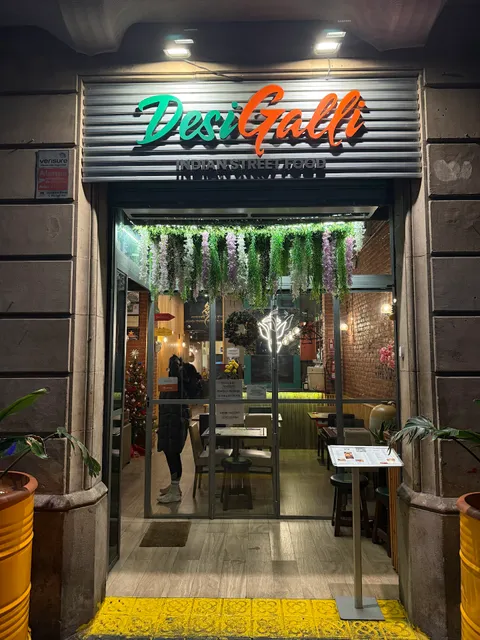 Desi Galli - Indian Restaurant & Street Food Barcelona