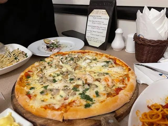 Pane e Vino Italian Restaurant & Wine Shop - Opera House