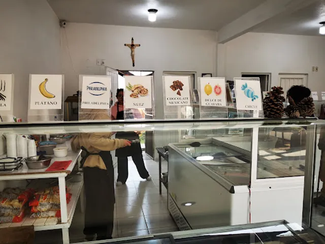 La Barrica Nevería & Heladería